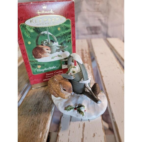 Hallmark Snowy Garden 2000 Ornament xmas rabbit bu - Picture 2 of 5